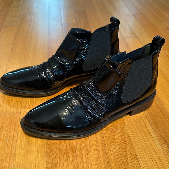 IXOS black shiny real leather ankle boot shoe
Size 38 from Italy - Picture 3 of 6